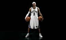 开云官网-赛道新纪元，阿斯顿马丁横扫红牛，周冠宇刷新纪录改写F1格局