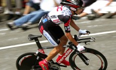 开云足球直播-红黑军团主场奏凯，卡拉斯科独舞圣西罗—AC米兰完胜马赛，一人统治全场