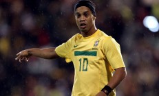 开云体育视频直播-F1新赛季揭幕战焦点，维斯塔潘与马德里竞技的挪威封锁策略