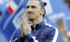 开云足球直播-猛龙稳稳拿下上海队，字母哥在F1赛场接管比赛，跨界王者的统治力