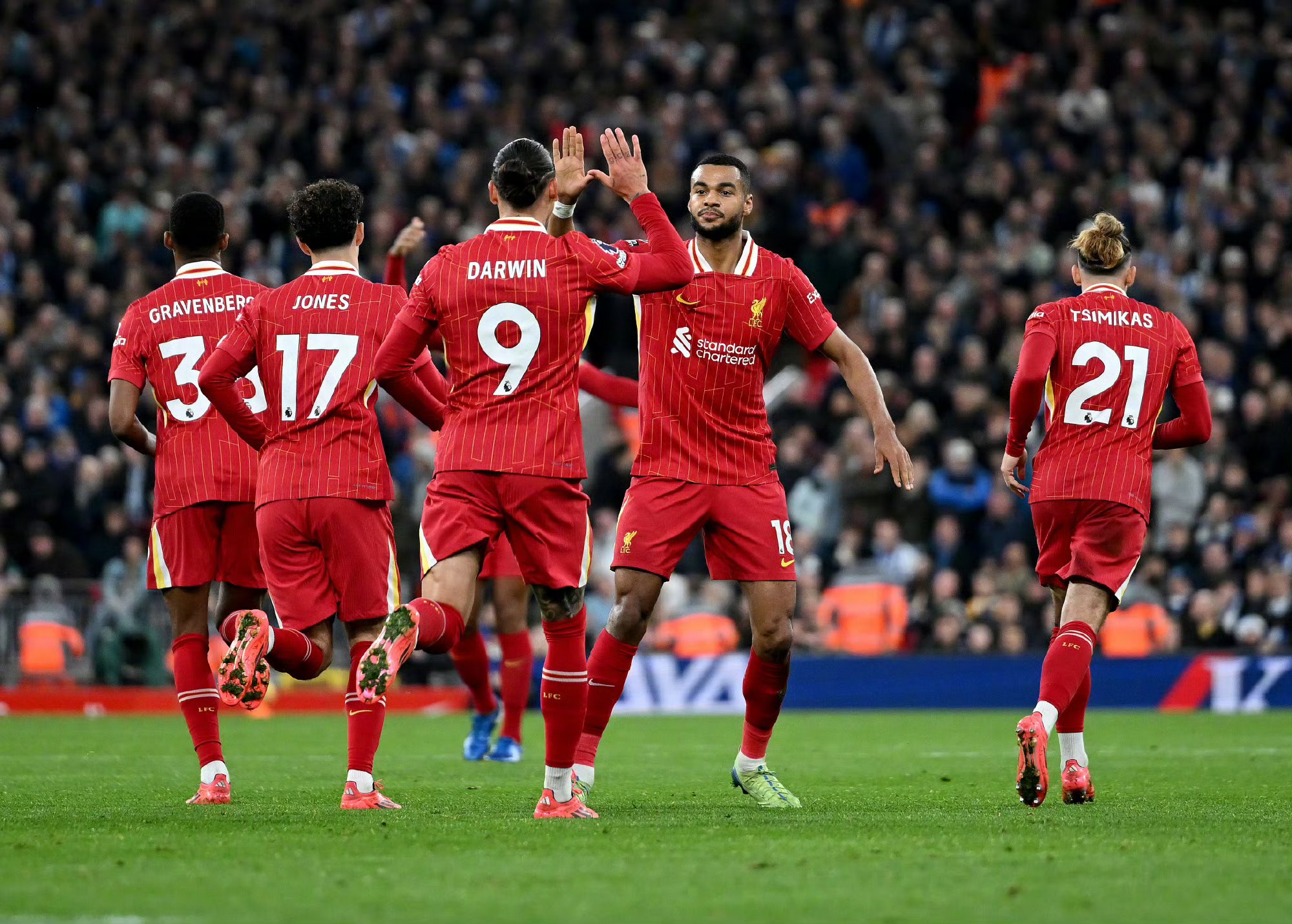 英格兰逆转马其顿，豪取连胜的简单介绍