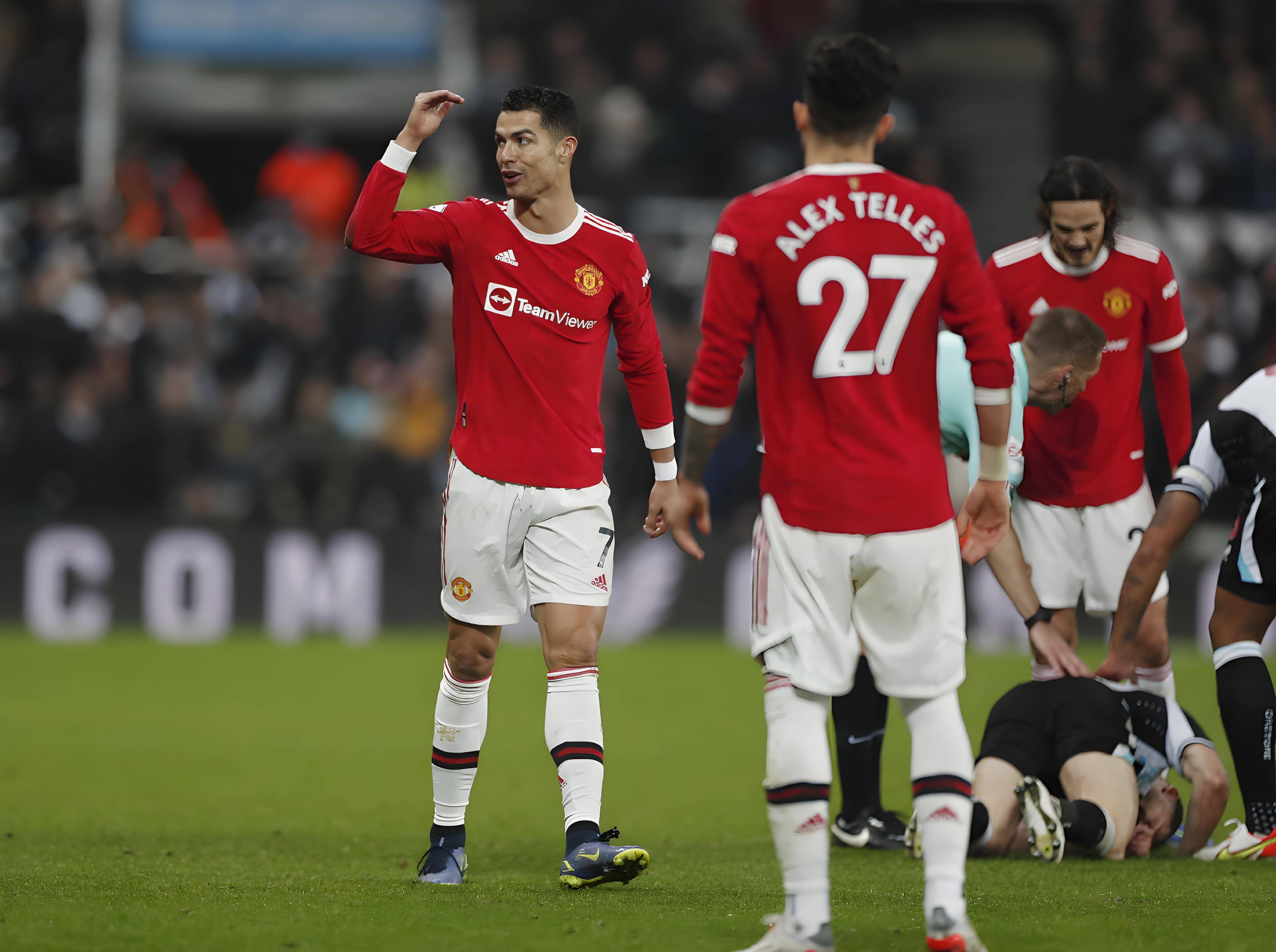 托特纳姆热刺大胜伯恩利，博阿斯庆祝赛前三分的简单介绍